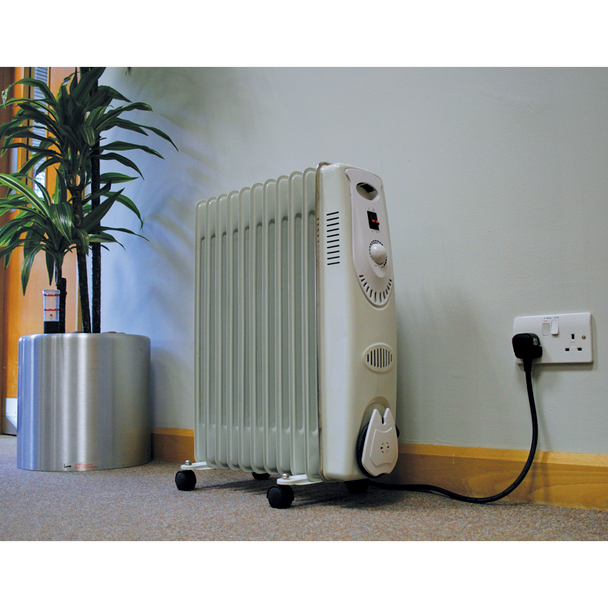 Sealey RD2500 ⏐ 11-Element Oil-Filled Radiator 2500W/230V