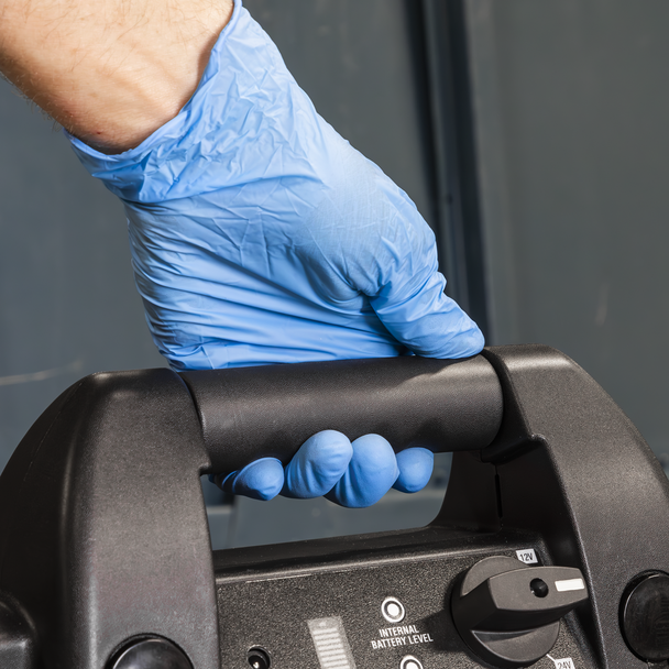 Sealey RS105B ⏐ RoadStart® 12/24V Emergency 8-Cylinder Jump Starter 6L