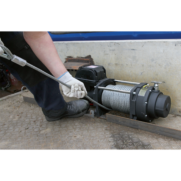 Sealey RW8180 ⏐ Premier Industrial Recovery Winch 8180kg (18000lb) Line Pull 12V