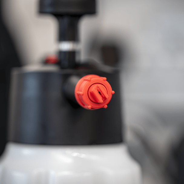 Sealey SCSG09 ⏐ Snow Foaming/Detailing/Maintenance Pressure Spray 2L