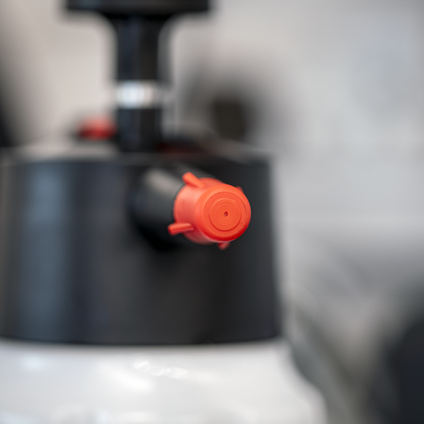 Sealey SCSG09 ⏐ Snow Foaming/Detailing/Maintenance Pressure Spray 2L