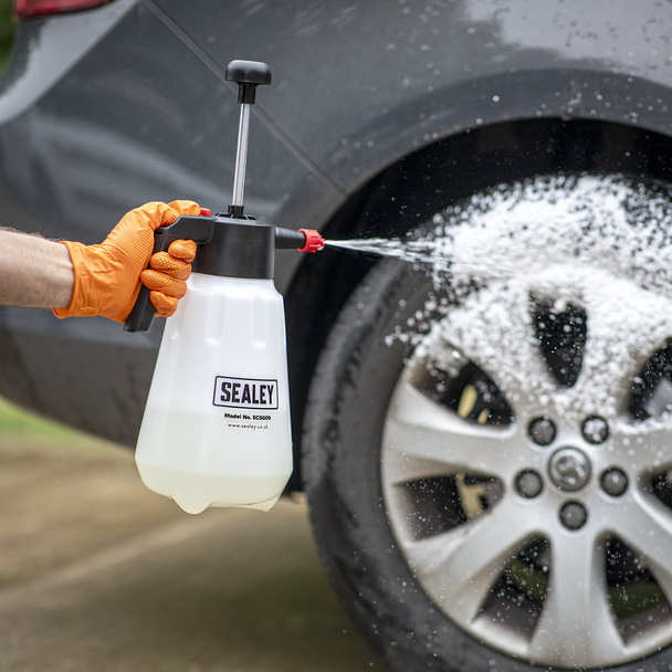 Sealey SCSG09 ⏐ Snow Foaming/Detailing/Maintenance Pressure Spray 2L