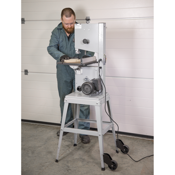 Sealey SM1304 ⏐ Professional Bandsaw 245mm