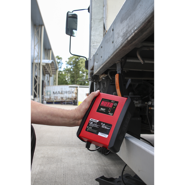 Sealey SPI1224S ⏐ 12V/15A 24V/10A Intelligent Speed Charge Battery Charger/Maintainer