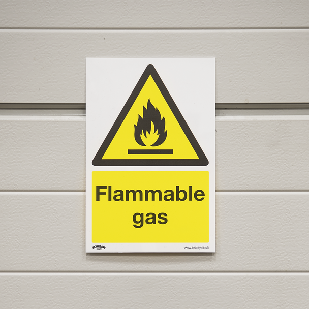 Sealey SS59V1 ⏐ Worksafe® Flammable Gas Safety Sign - Self-Adhesive Vinyl
