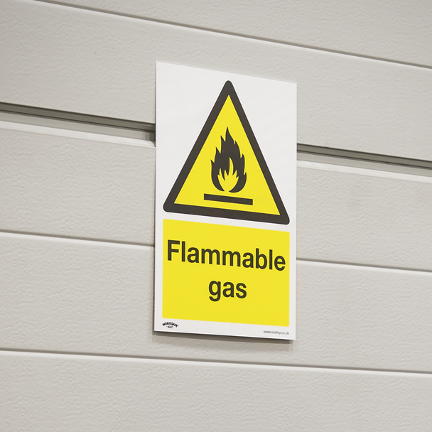 Sealey SS59V1 ⏐ Worksafe® Flammable Gas Safety Sign - Self-Adhesive Vinyl