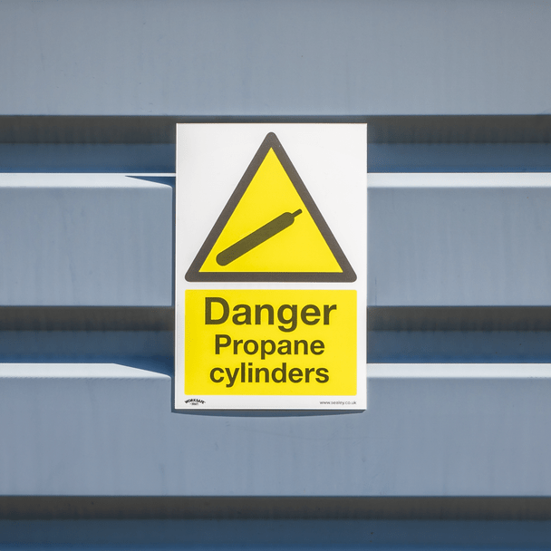 Sealey SS62P10 ⏐ Worksafe® Danger Propane Cylinders Safety Sign, Rigid Plastic - Pack of 10
