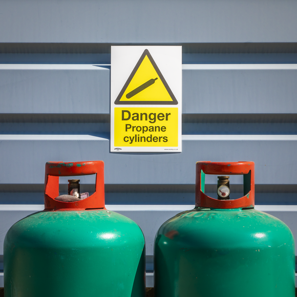 Sealey SS62P10 ⏐ Worksafe® Danger Propane Cylinders Safety Sign, Rigid Plastic - Pack of 10