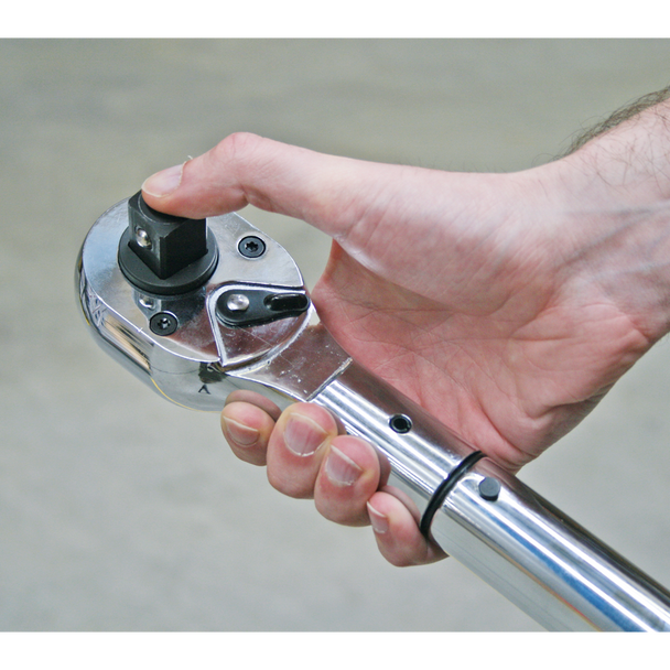 Sealey STW601 ⏐ Premier Calibrated Push-Through Micrometer Torque Wrench 3/4"Sq Drive 237-983Nm