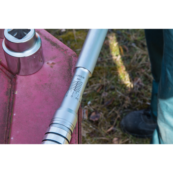 Sealey STW706 ⏐ Premier Calibrated Micrometer Style Torque Wrench 3/4"Sq Drive 150-800Nm