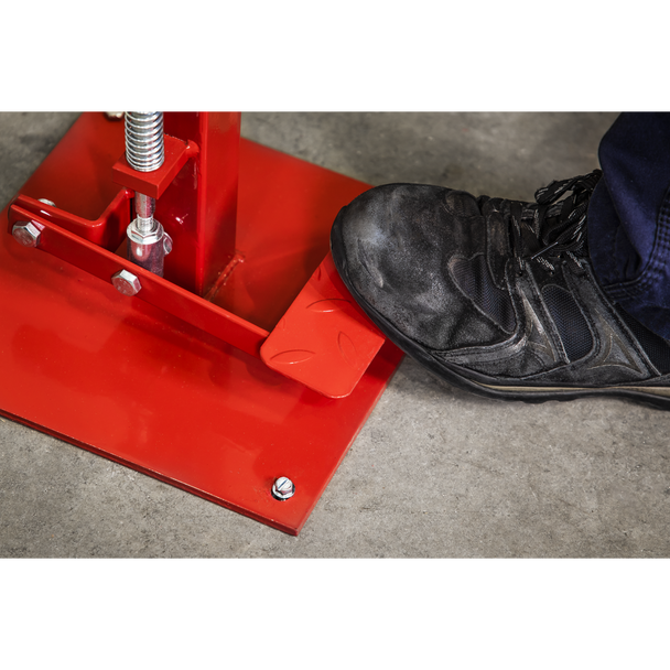 Sealey TC970 ⏐ Manual Tyre Spreader with Stand