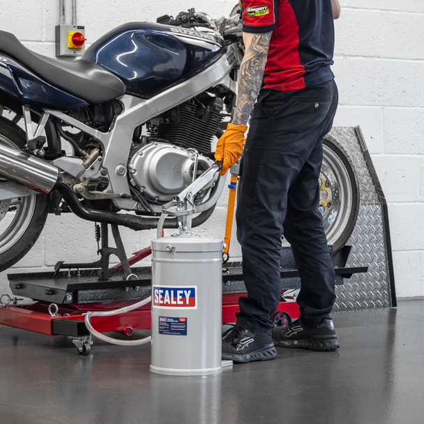 Sealey TP16 ⏐ Oil Dispensing Unit 14L