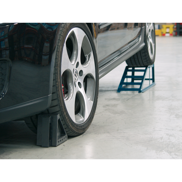 Sealey WC01 ⏐ Rubber Wheel Chocks - Pair