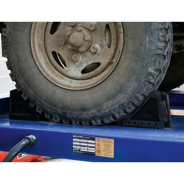 Sealey WC01 ⏐ Rubber Wheel Chocks - Pair